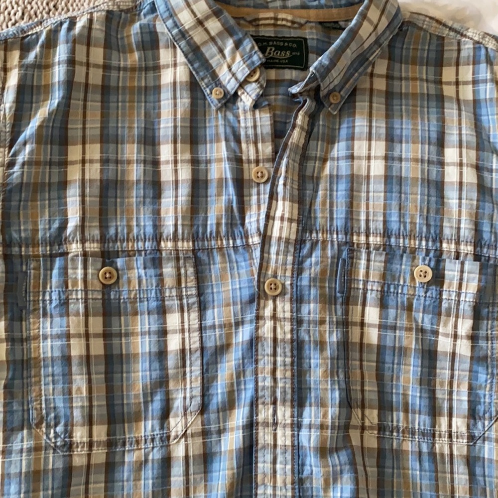 Short sleeve button down - Picture 2 of 8